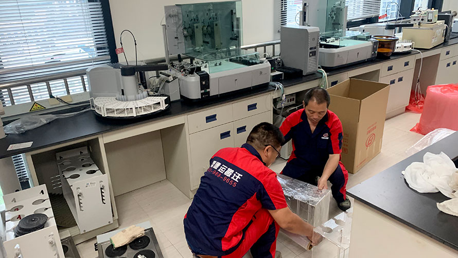 吉泰搬家：專業(yè)設(shè)備吊裝搬運公司，為您提供安全高效的搬運服務(wù)